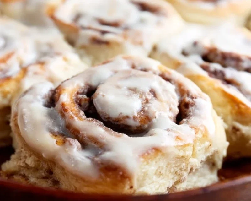 BEST Homemade Cinnamon Rolls